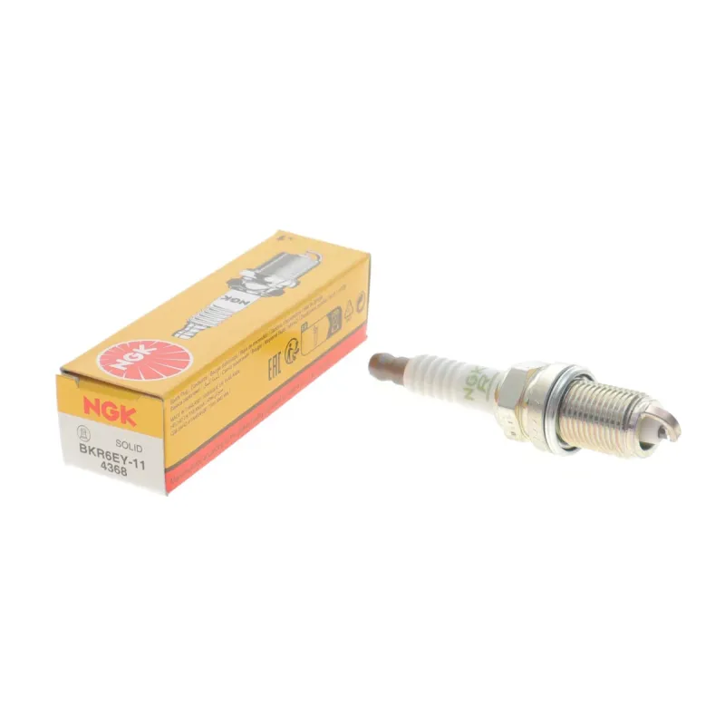 Свічка запалювання NGK 4368 BKR6EY-11 для Nissan Primera P11 1999-2002 2.0 16V