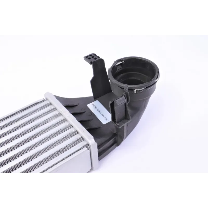 Радіатор інтеркулера NRF 30161A для Mercedes-Benz C-Class W203 1.8-3.0D 2000-2007, 650x125x50 мм