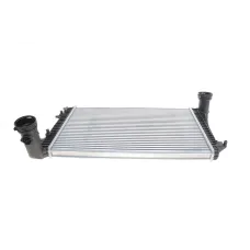 Радіатор інтеркулера NRF 30199 для VW Caddy III 1.9/2.0 TDI 2004-2010, 615x406x32 мм