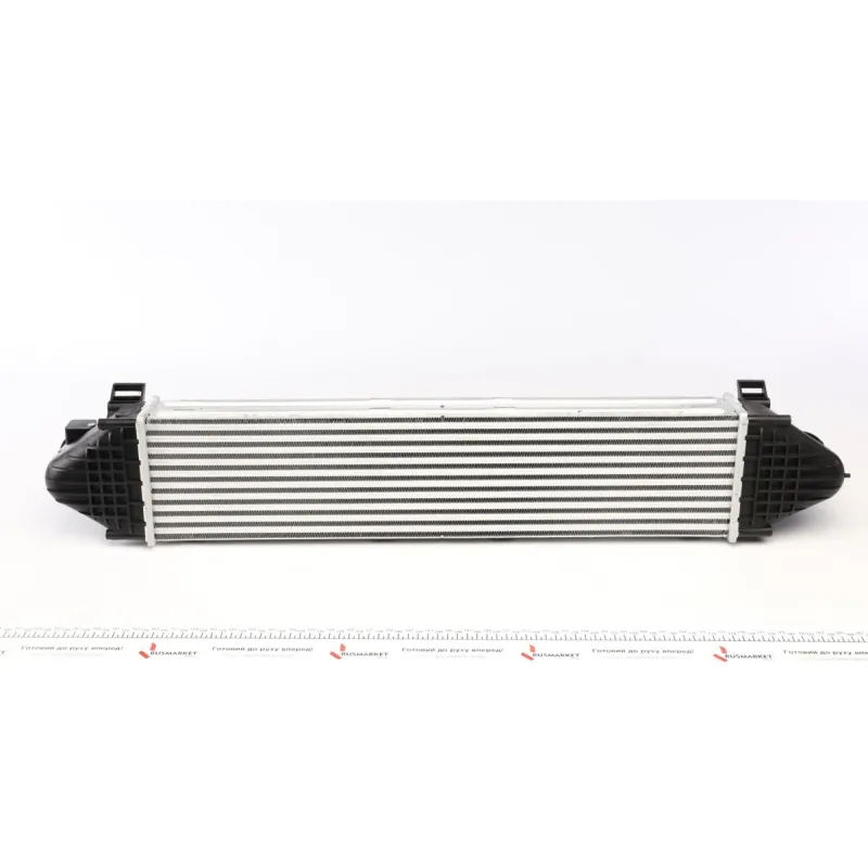 Радіатор інтеркулера NRF 30304 для Ford Focus III, Mondeo IV, Range Rover Evoque, 657x151x64 мм