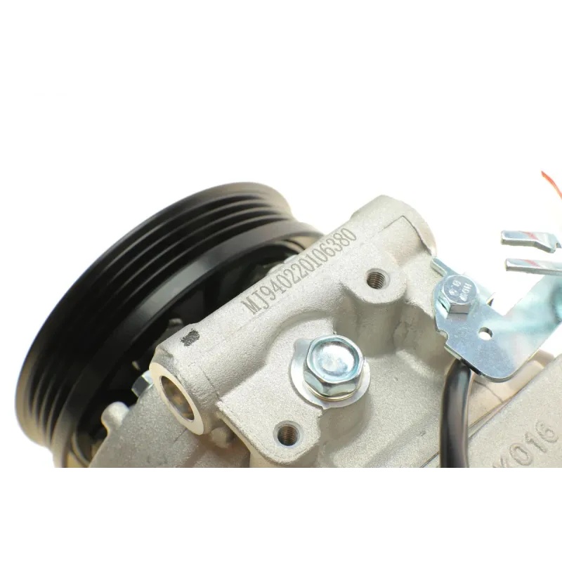 Компресор кондиціонера BMW 5 (E60/E61)/7 (E65/E66/E67) 2.0-3.0D 01-10