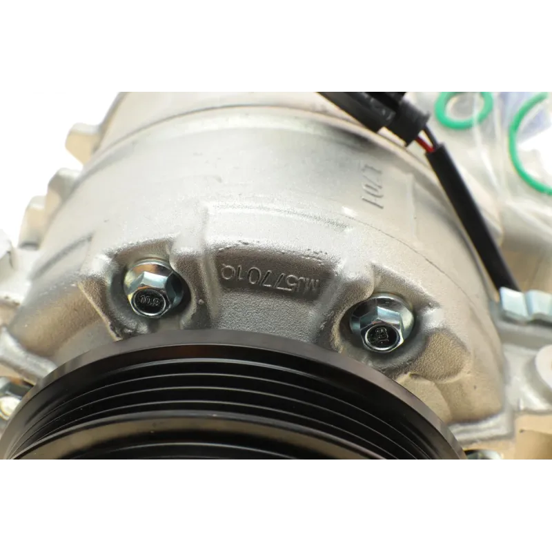 Компресор кондиціонера BMW 5 (E60/E61)/7 (E65/E66/E67) 2.0-3.0D 01-10