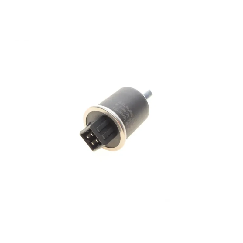 Датчик тиску кондиціонера VW T4 90-03/T5 2.0 03-15