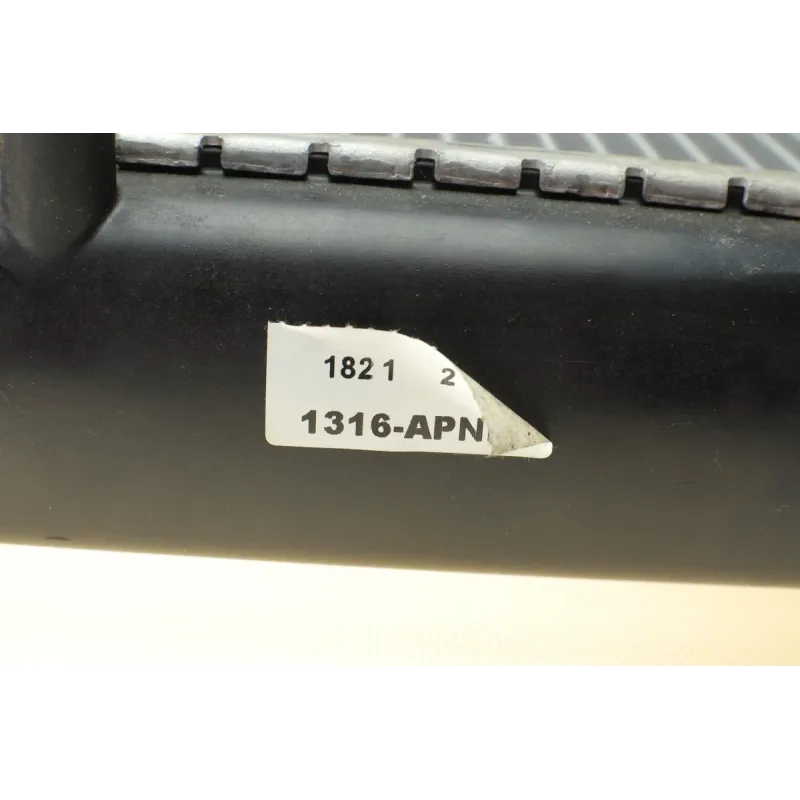 Радіатор охолодження VW LT 28-35/40-55 2.4i/TD 79-96