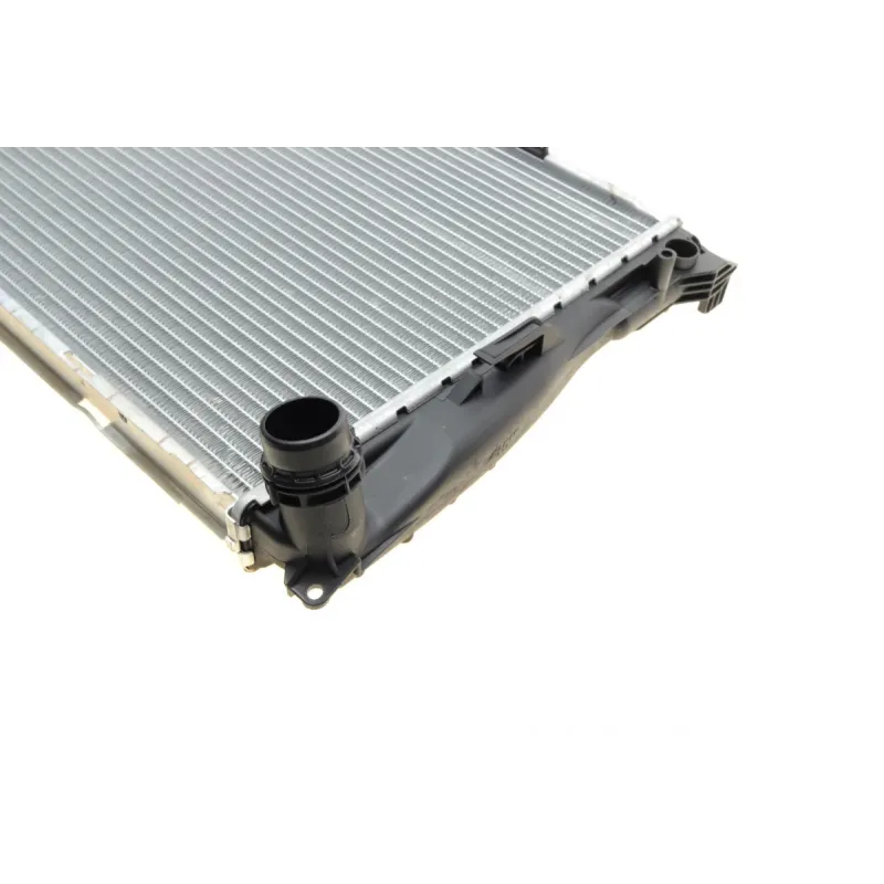 Радіатор охолодження NRF 53472 для BMW 1 (E81/E87), 3 (E90), X1 (E84) 2.0/3.0 2005-2011, 600x345x33 мм