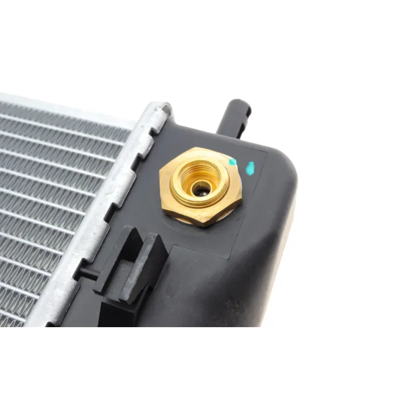 Радіатор охолодження NRF 53748 для Ford Mondeo 1.6-2.0 (1993-2000), 620x376x25 мм