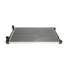 Радіатор охолодження VW Passat 1.6-1.8 88-97