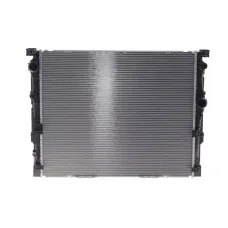 Радіатор охолодження NRF 550220 для BMW 5 (G30/F90) 6 (G32) 7 (G11/G12) 630x530x26 мм