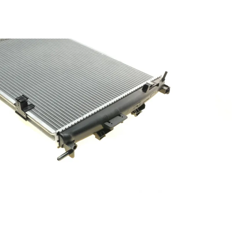 Радіатор охолодження NRF 58461 для Nissan Qashqai J10/JJ10 2007-2013 1.6/2.0 590x450 мм