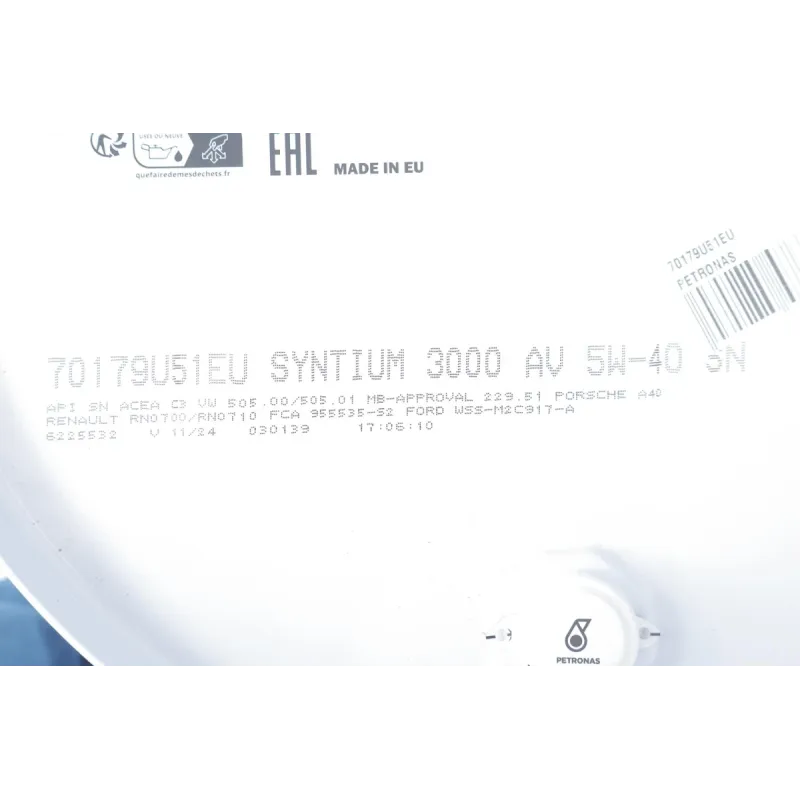 Моторна олива PETRONAS SYNTIUM 3000 AV 5W40 60л (API SN, ACEA C3) 70179U51EU