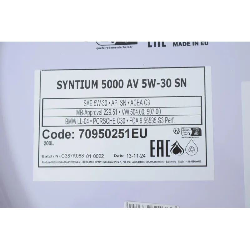 Моторна олива PETRONAS SYNTIUM 5000 AV 5W-30 200л (LL-04/VW 504.00/507.00/MB 229.51/Porsche C30) 70950251EU