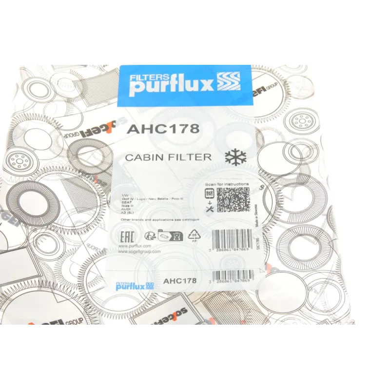 Фільтр салону вугільний PURFLUX AHC178 для Audi A3, VW Golf III, Skoda Octavia 280x206x30 мм
