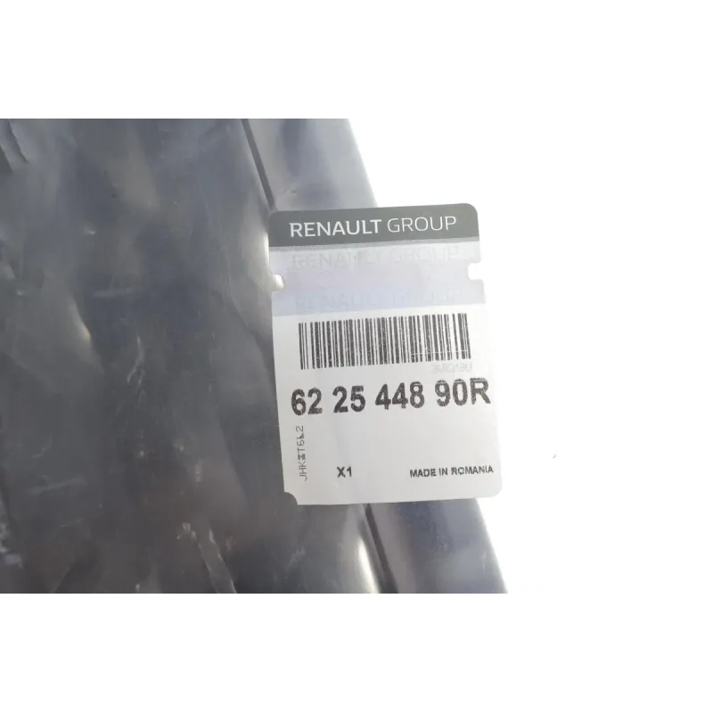 Решітка бампера Renault Duster 17-