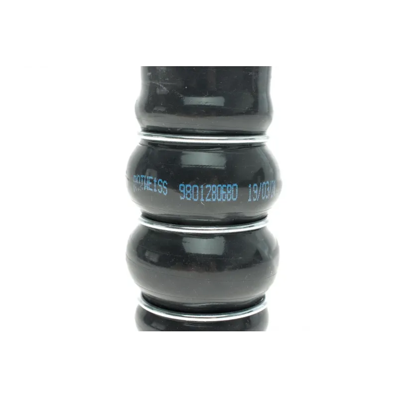 Патрубок інтеркулера Citroen C3/C4/Peugeot 1007/2008/207/208/4008 1.2 THP/1.6 HDi 09-