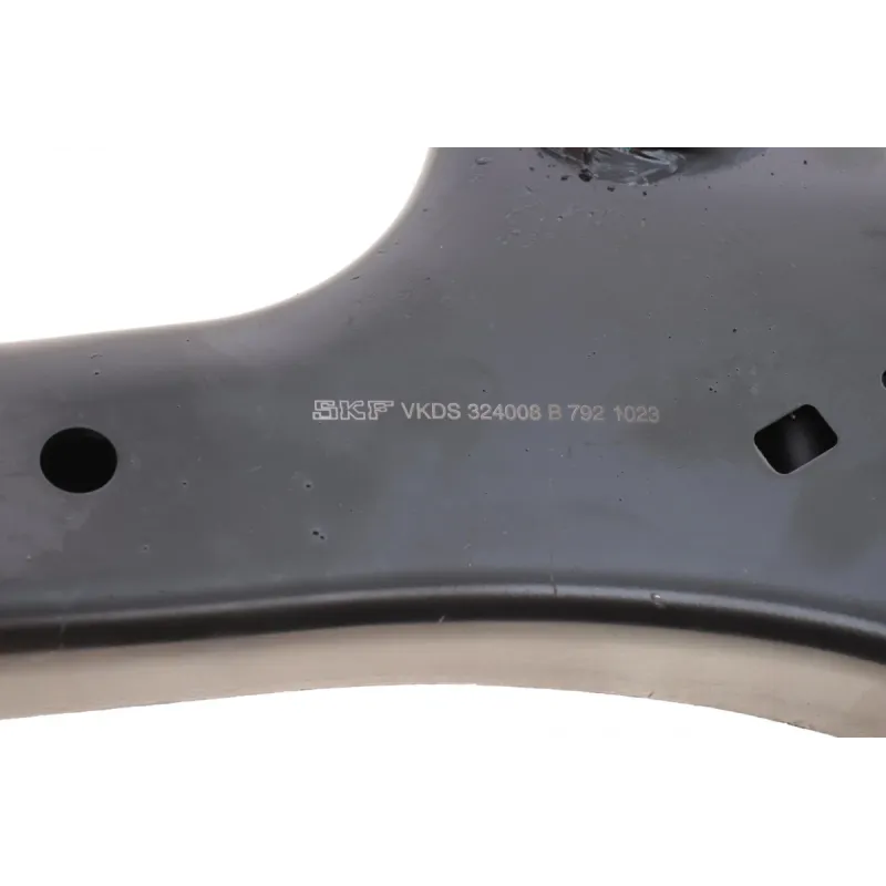 Важіль підвіски (передній) (R) Ford Mondeo/Volvo S60/V70 06-