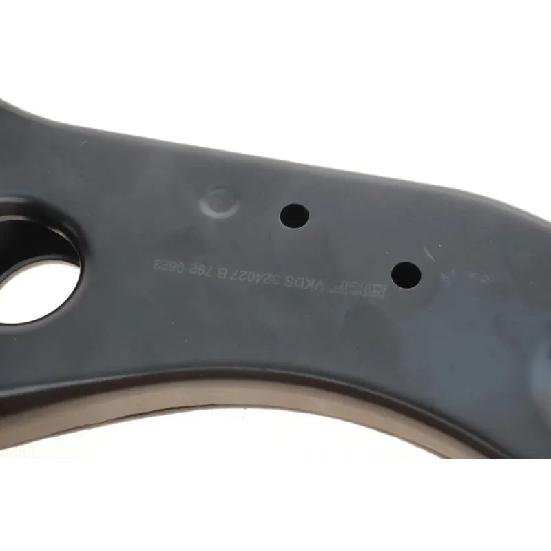 Важіль підвіски SKF VKDS 324027 B (R) для Ford C-Max, Focus II, Volvo C30/S40/V50 (з кульовою)