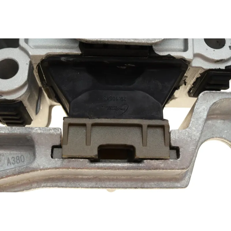 Подушка двигуна (R) MB A-class (W176) 12-18