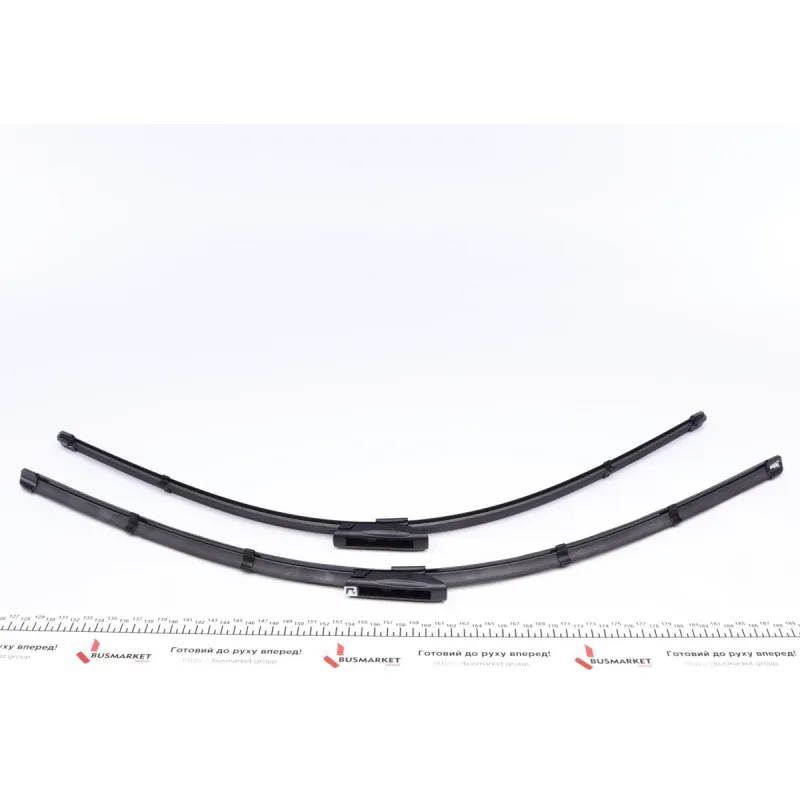 Щітки склоочисника безкаркасні VALEO 574684 (800/750мм) для Citroen C4 Picasso/Grand Picasso 2006-