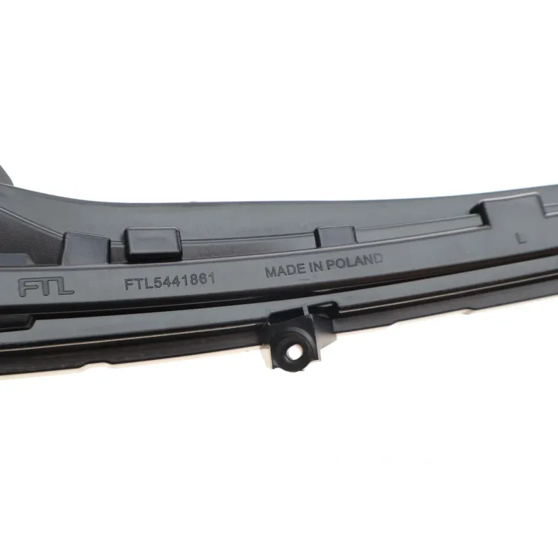 Повторювач повороту лівий VAN WEZEL 3082917 для Mercedes-Benz C-Class W205, Vito W447