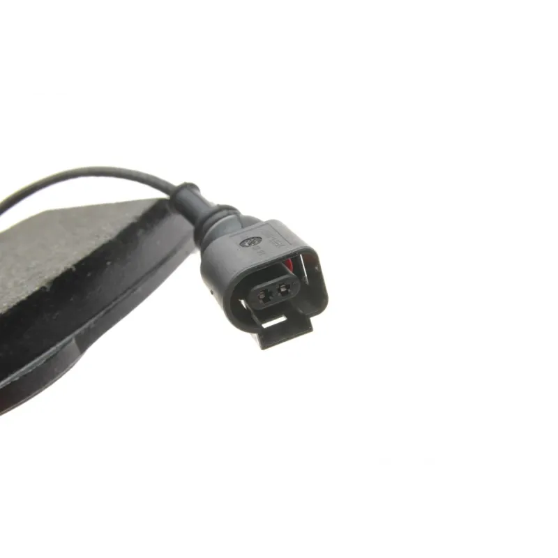 Колодки гальмівні (передні) VW Golf VII/VIII/Passat/Seat Leon 12- (TRW) (з датчиком)