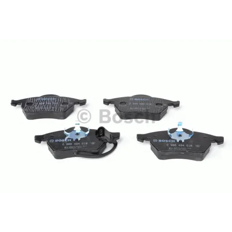 Колодки гальмівні (передні) Audi A3/TT/Seat Leon/Skoda Octavia/VW Golf 96-10/Polo 05-09 (+датчик)