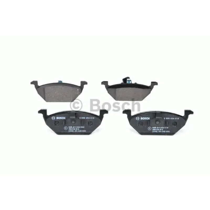 Комплект гальмівних колодок (передніх) Audi A3/Skoda Octavia 96-13/Fabia 99-/VW Caddy/Golf 96-15 (+датчик)