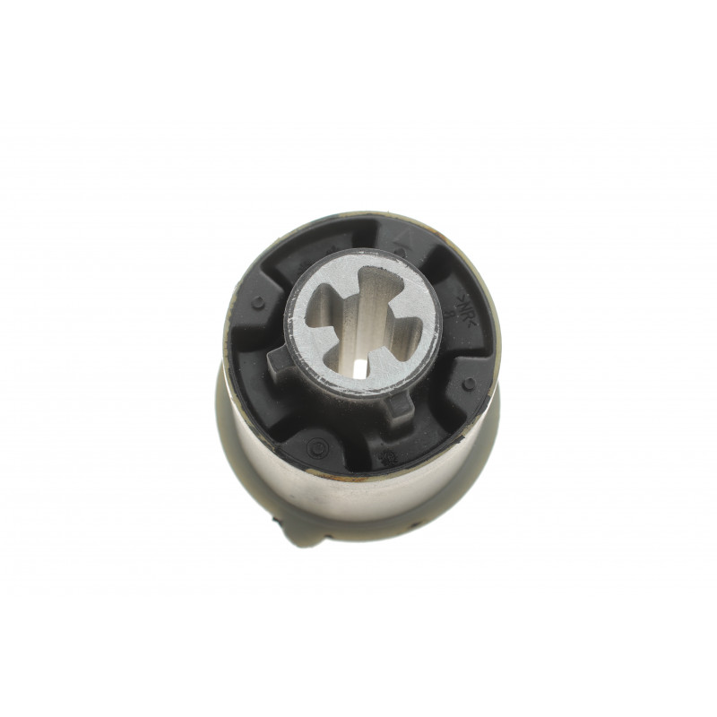 Сайлентблок балки (задньої) Ford Fiesta V 1.4-1.6 TDCI 01-08