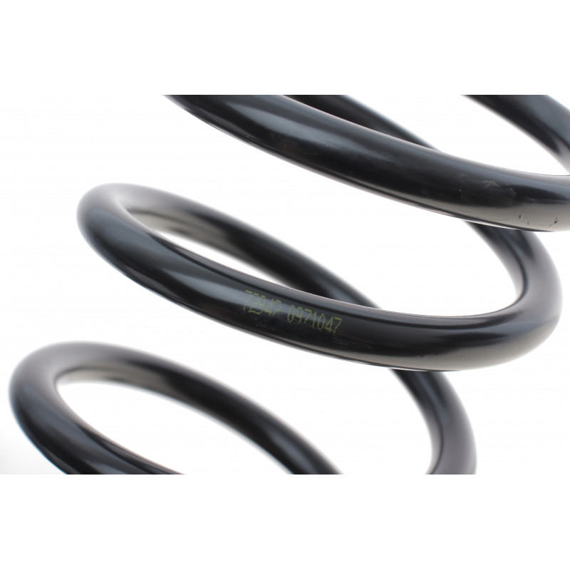 Пружина (задня) Lada Niva 2121/2131 1.6-1.8/1.9d 77- (всюдихід)