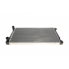 Радіатор охолодження VW Passat 1.6-1.8 88-97