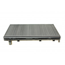 Радіатор охолодження Citroen C4/Peugeot 307/308 1.6HDi/1.8/2.0i 04-